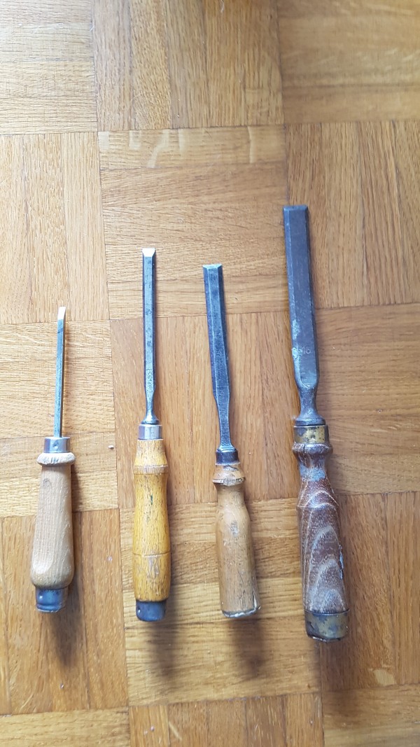 Jeu de ciseaux à bois