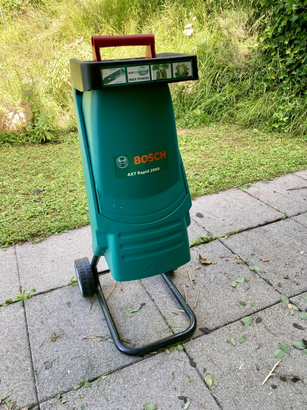 Broyeur de végétaux BOSCH