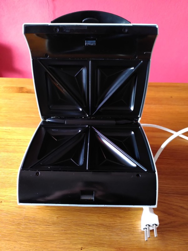 Four à Croque-Monsieur