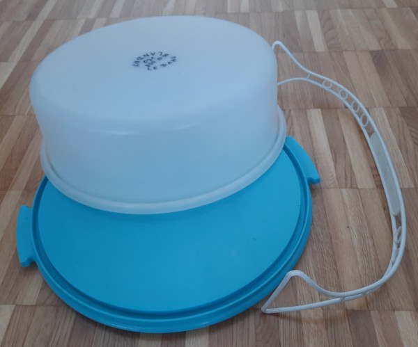 Boîte à gâteau "Tupperware"