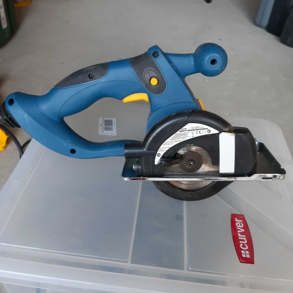 Petite scie circulaire Work