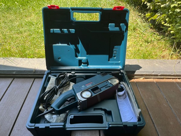 Location de Ponceuse à Bande Bosch 💪