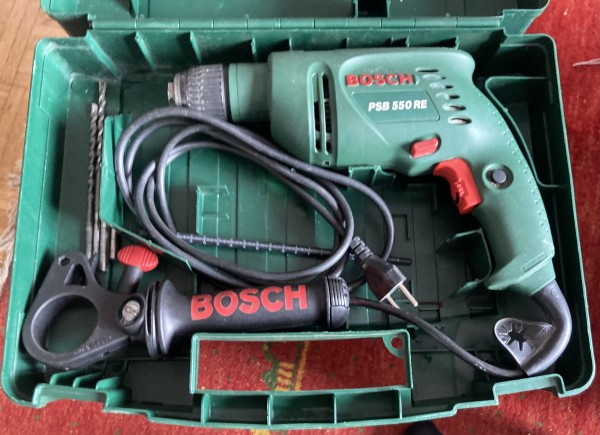 Perceuse à percussion Bosch PSB 550 RE