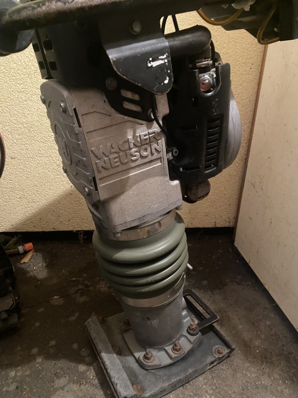 Piloneuse Wacker Neuson